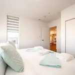 Steamy Romantic Greek Corneer Suite King U/G Wifi