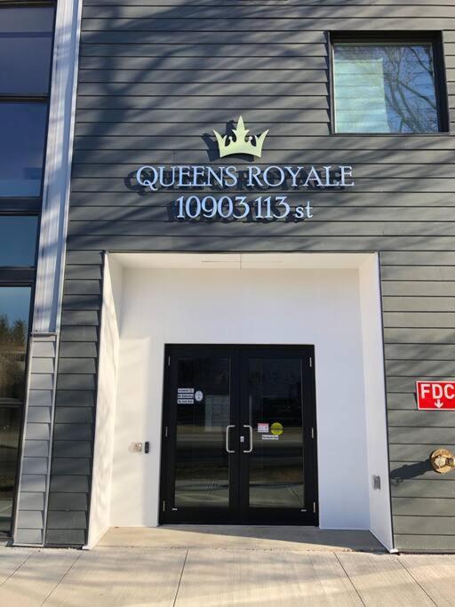 Steamy Romantic Greek Corneer King U/g Wifi Apartment Edmonton